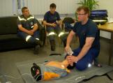 Feuerwehrmann Gordon mit Puppe &bdquo;Karl&ldquo;